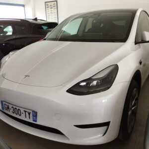Leasing tesla model Y propulsion blanc
